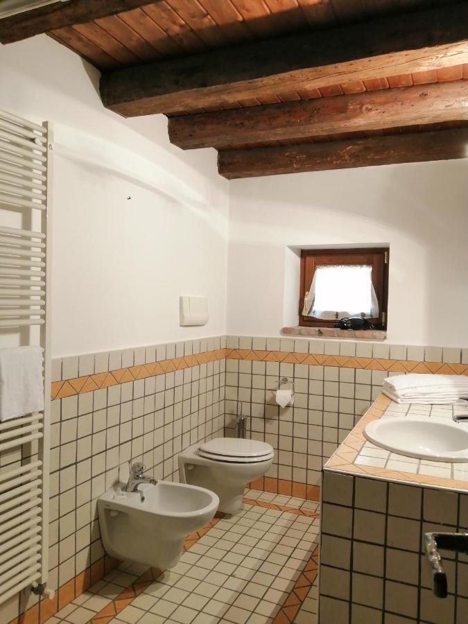 Clanezzo Cascina Belvediゲストハウス エクステリア 写真